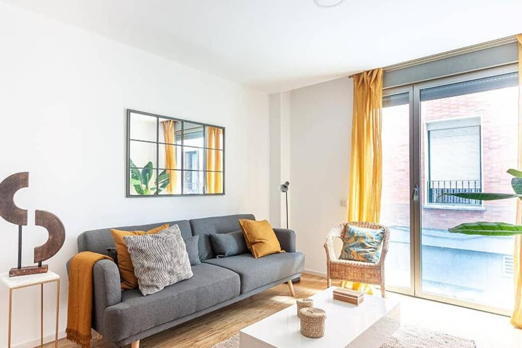 Heima Gran Via A Apartment Madrid Bagian luar foto
